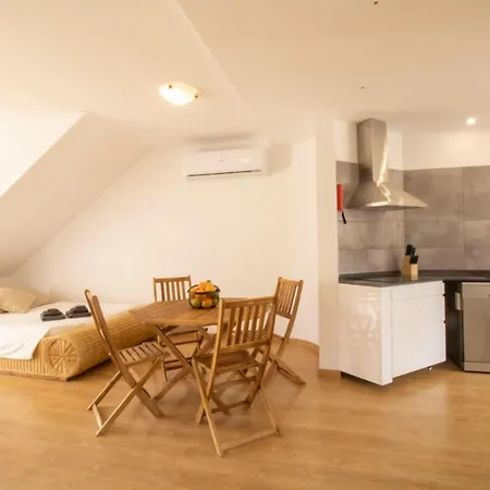 Jacadi Ferragudo (Faro)